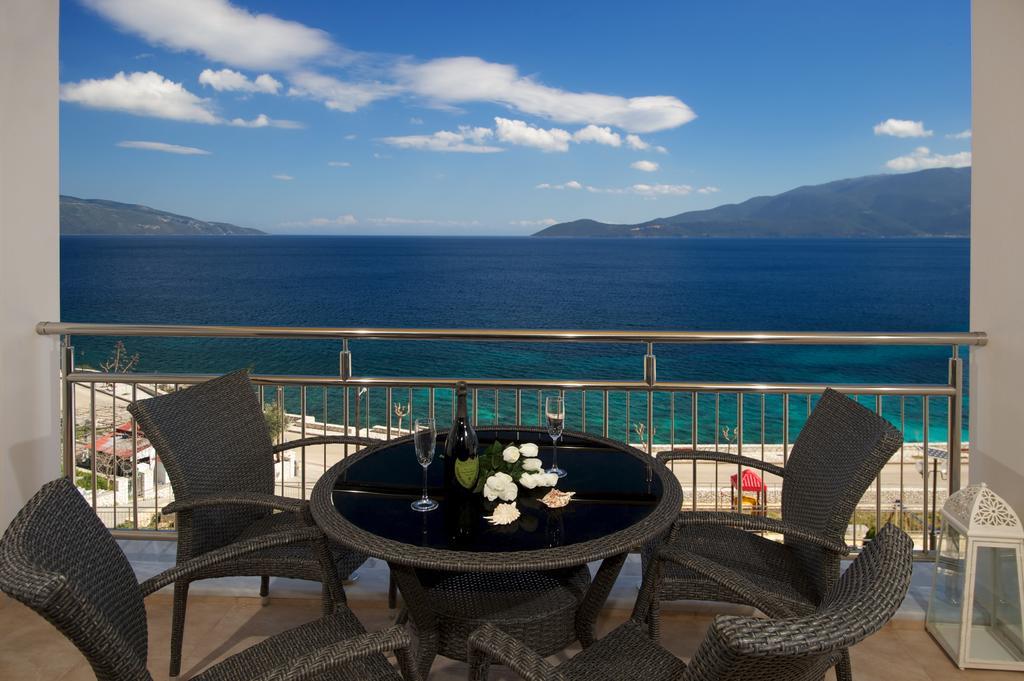 Odyssey Hotel & Spa Agia Efimia ภายนอก รูปภาพ