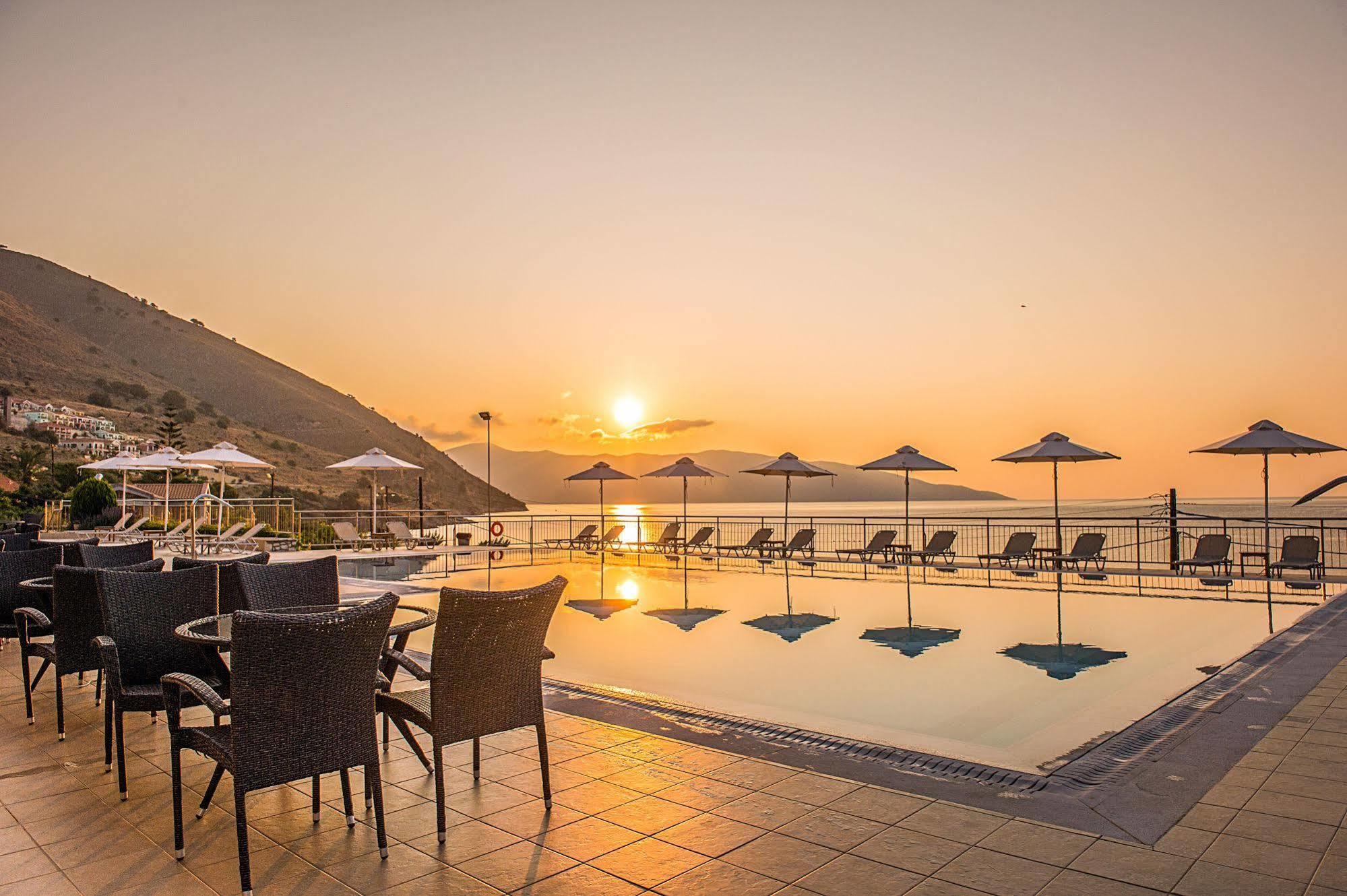 Odyssey Hotel & Spa Agia Efimia ภายนอก รูปภาพ